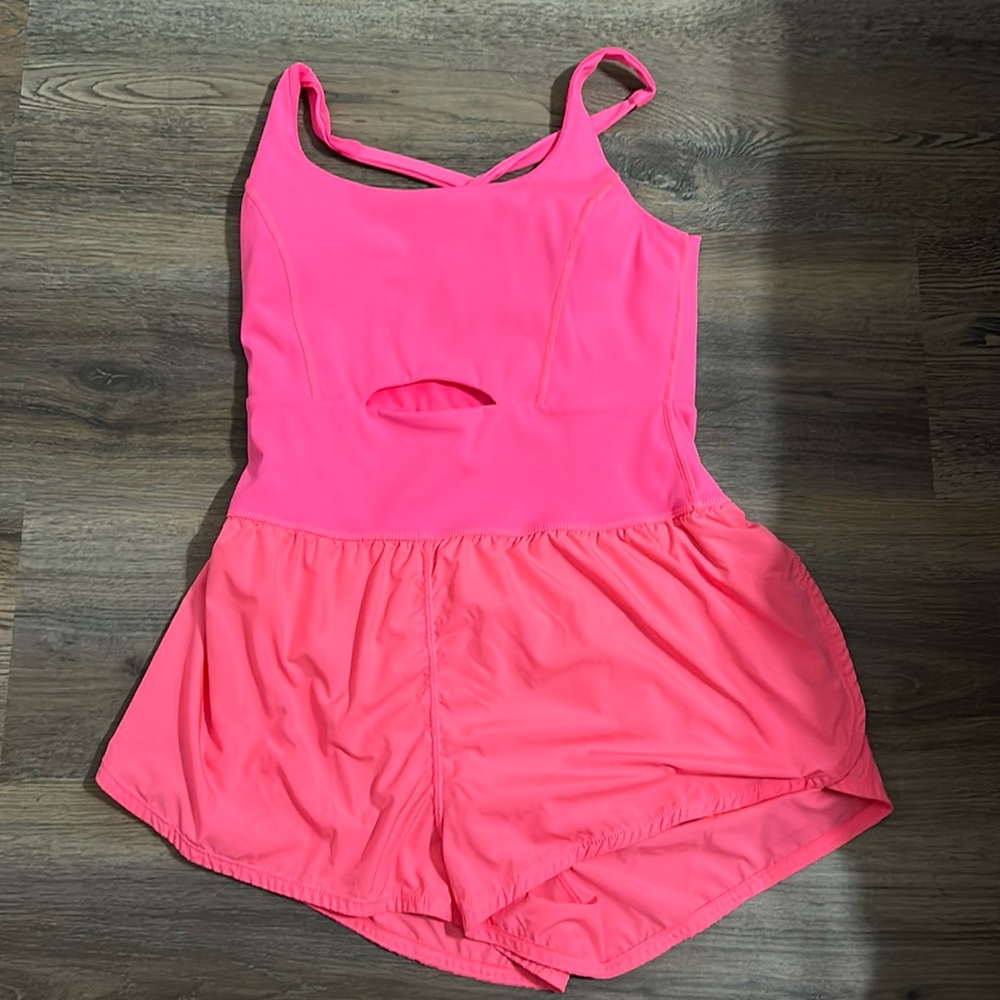 FREE PEOPLE RIGHTEOUS RUNSIE, size medium, color: electric sunset